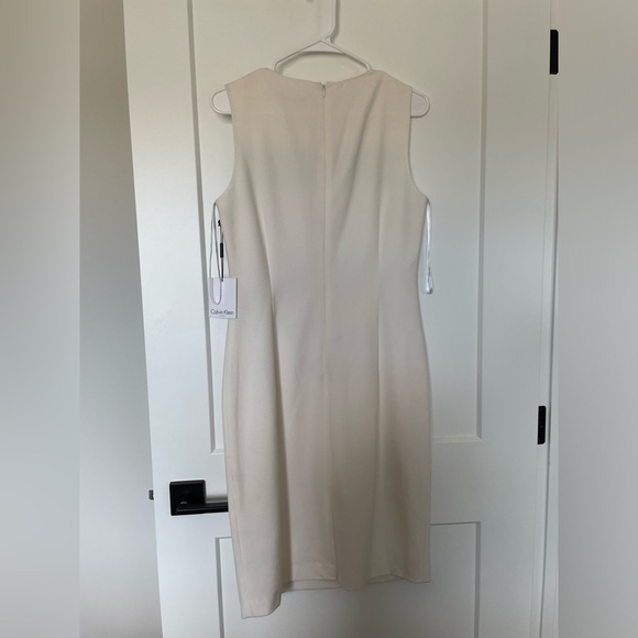 NWT Calvin Klein Colorblock Sheath Dress – Size 8 – Classic Elegance - Picture 6 of 7